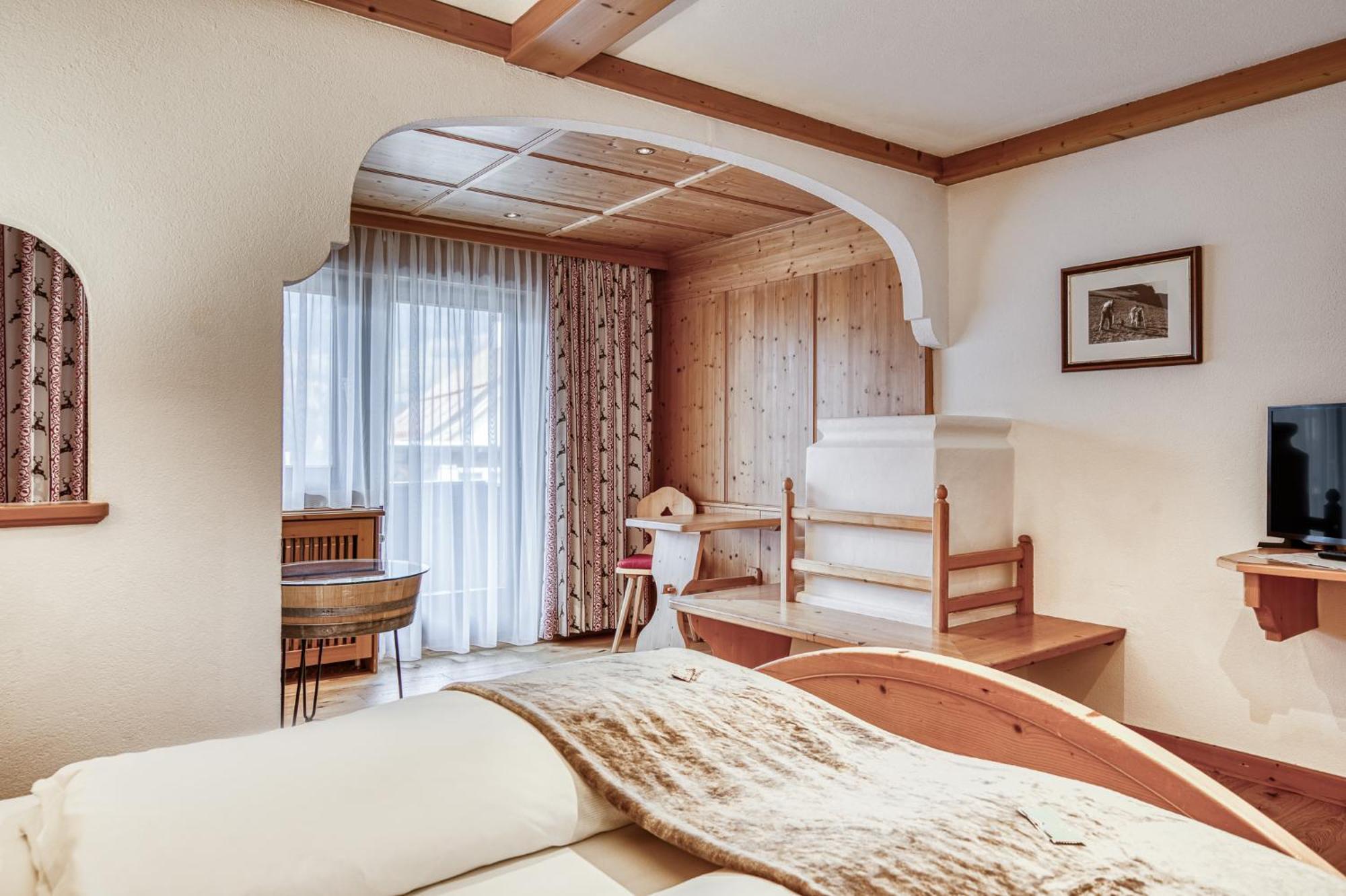 Hotel Alpenstolz Мідерс Номер фото