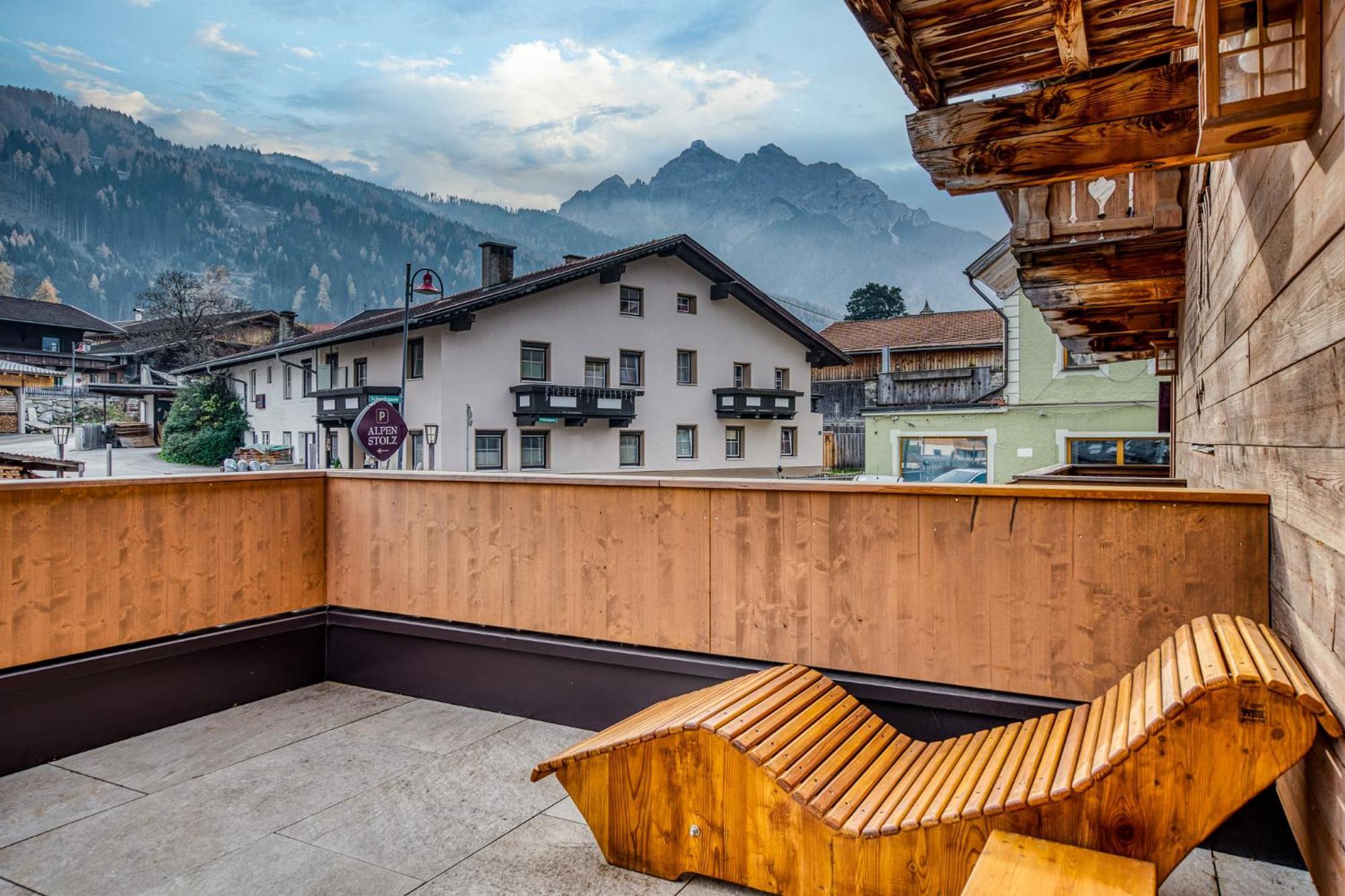 Hotel Alpenstolz Мідерс Номер фото
